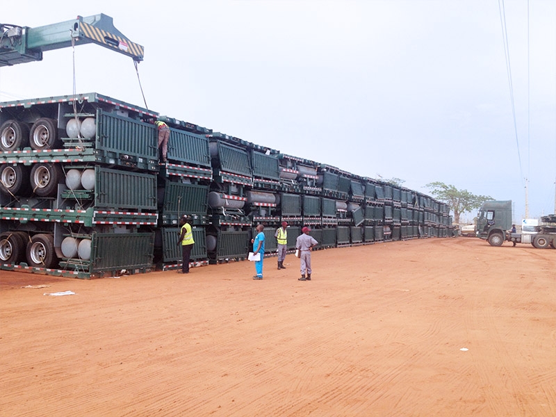 Delivery ceremony of 1,000 units Sinotruk tractors and 1,450 units trailers for Angola government