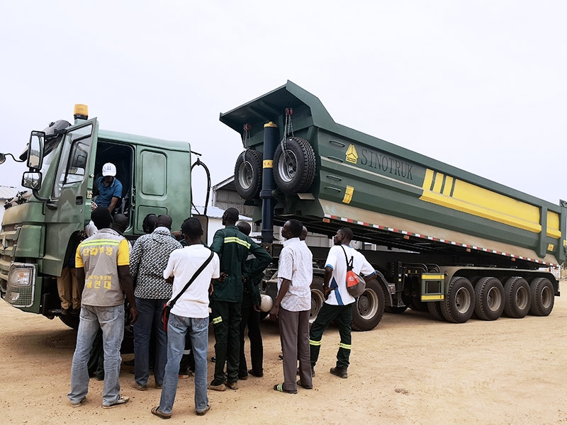 ERATRUCK offre à ses clients une formation de conducteur pour s'assurer que les conducteurs fonctionnent correctement, utilisent le véhicule correctement et réduisent la consommation de carburant du véhicule et les coûts d'entretien.